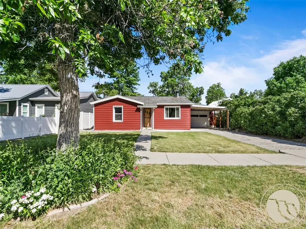 326 N 3rd Street Columbus MT 59019