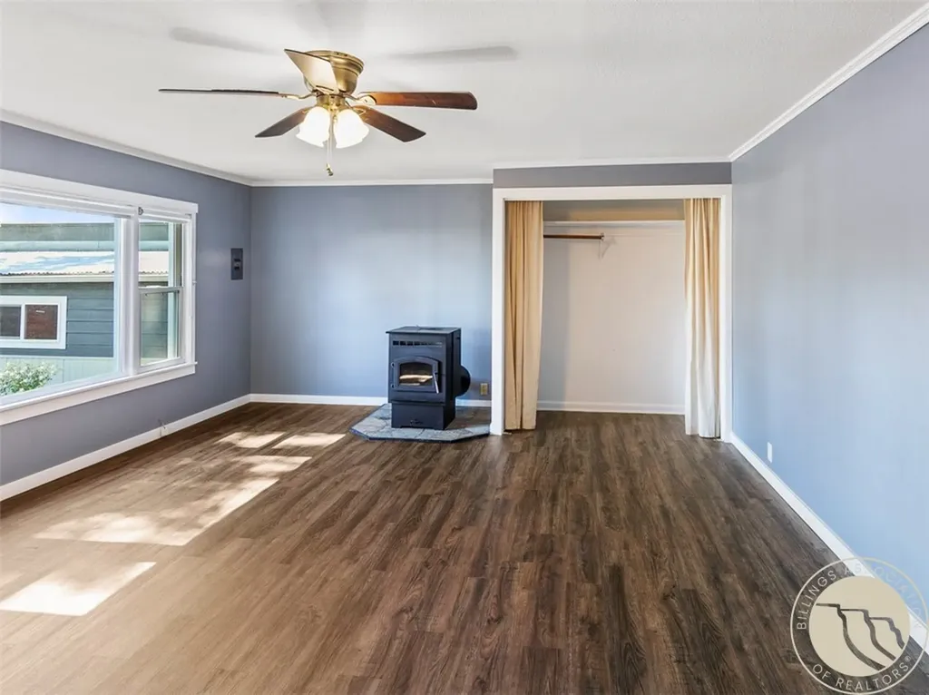 326 N 3rd Street Columbus MT 59019