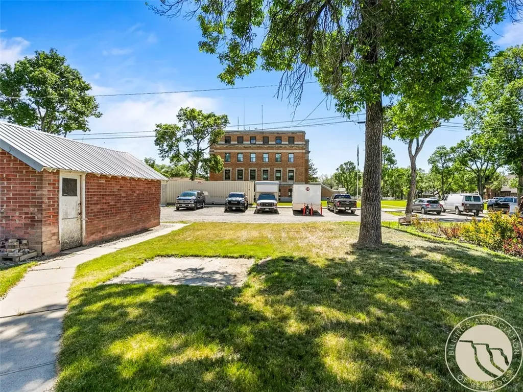 326 N 3rd Street Columbus MT 59019