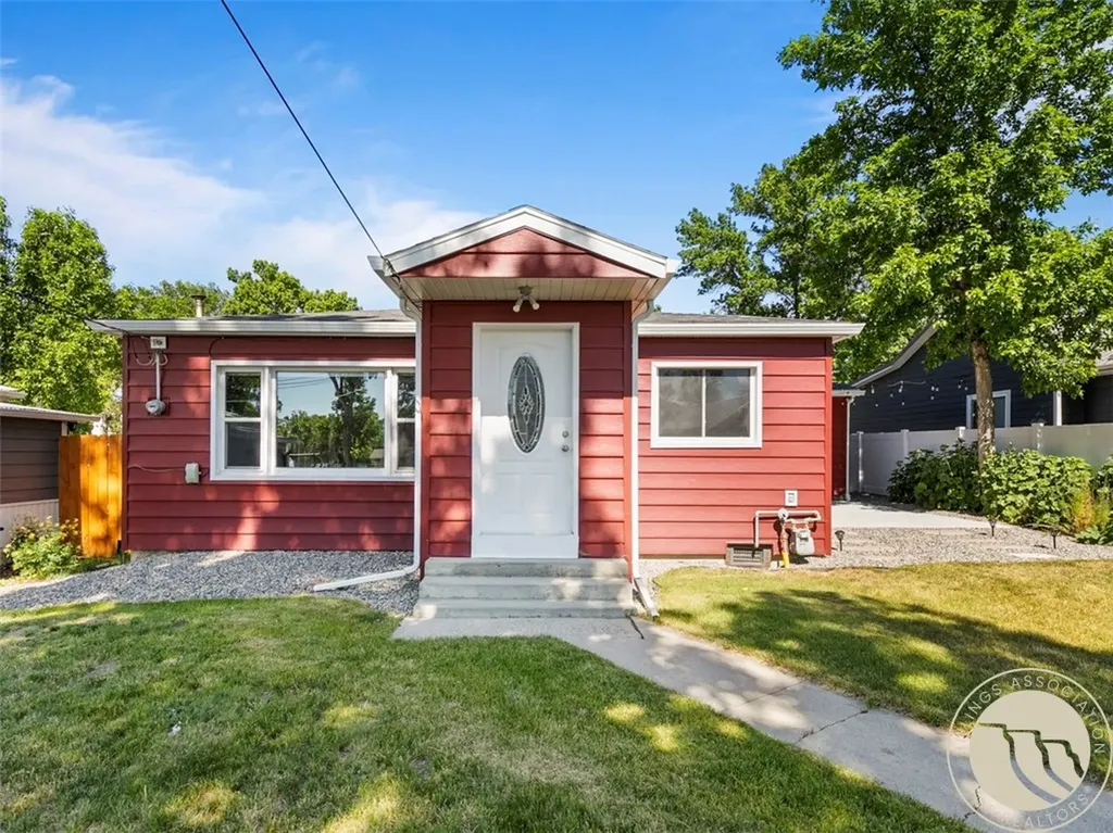 326 N 3rd Street Columbus MT 59019