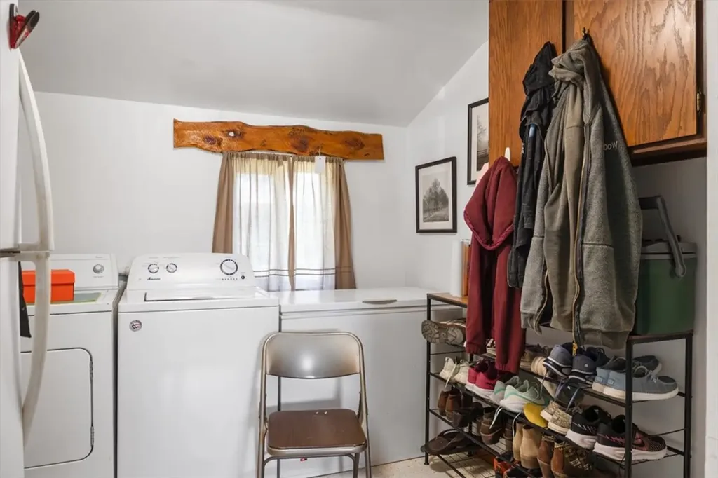 1005 4th Street W Roundup MT 59072