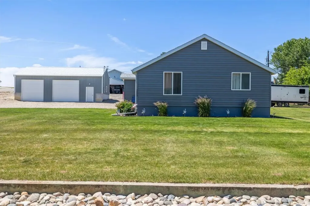 1005 4th Street W Roundup MT 59072