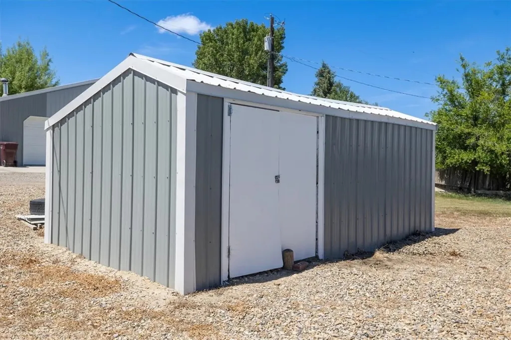 1005 4th Street W Roundup MT 59072