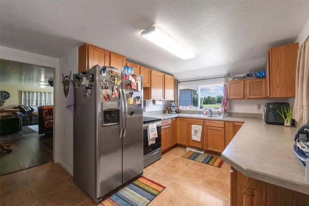 1005 4th Street W Roundup MT 59072