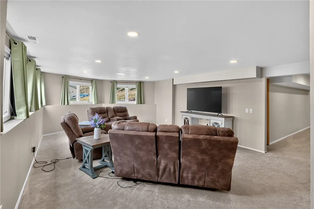 21 Grill Road Joliet MT 59041