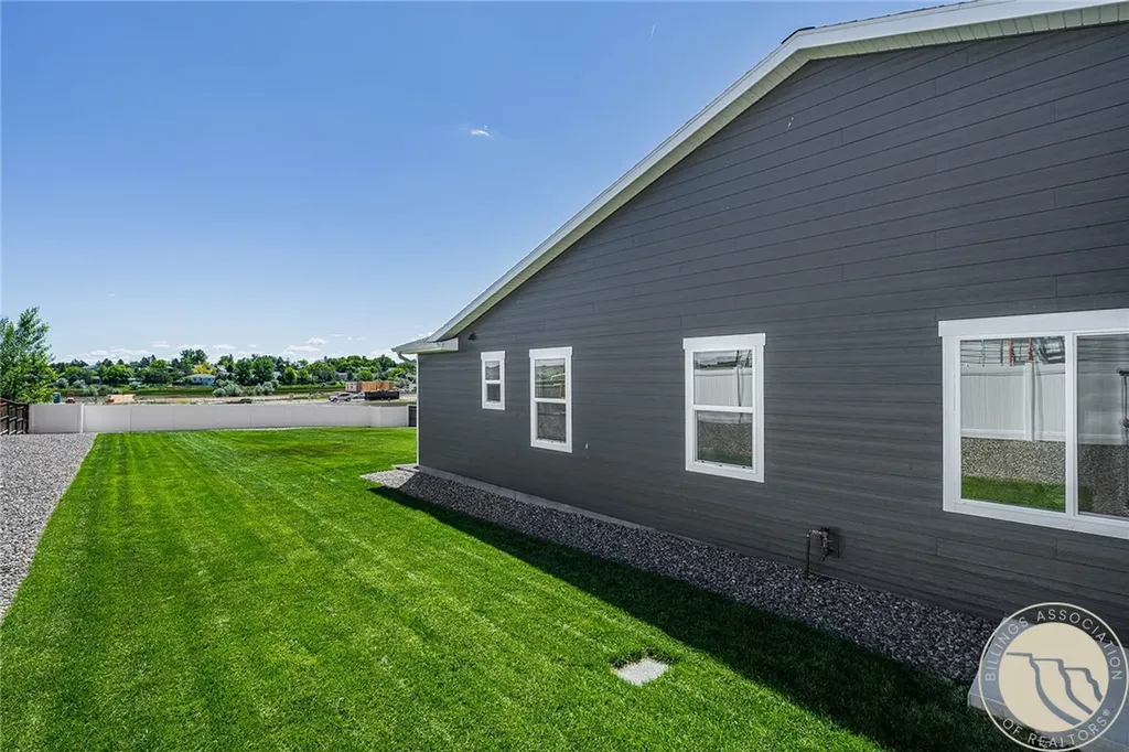 2507 Lake Heights Drive Billings MT 59105