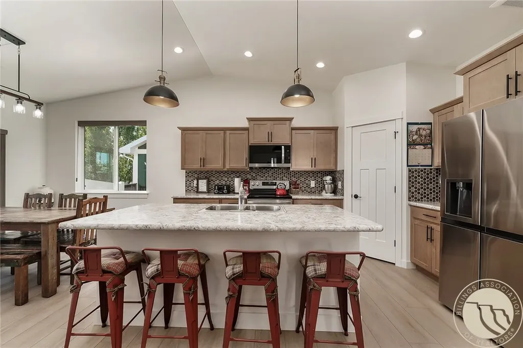 2507 Lake Heights Drive Billings MT 59105