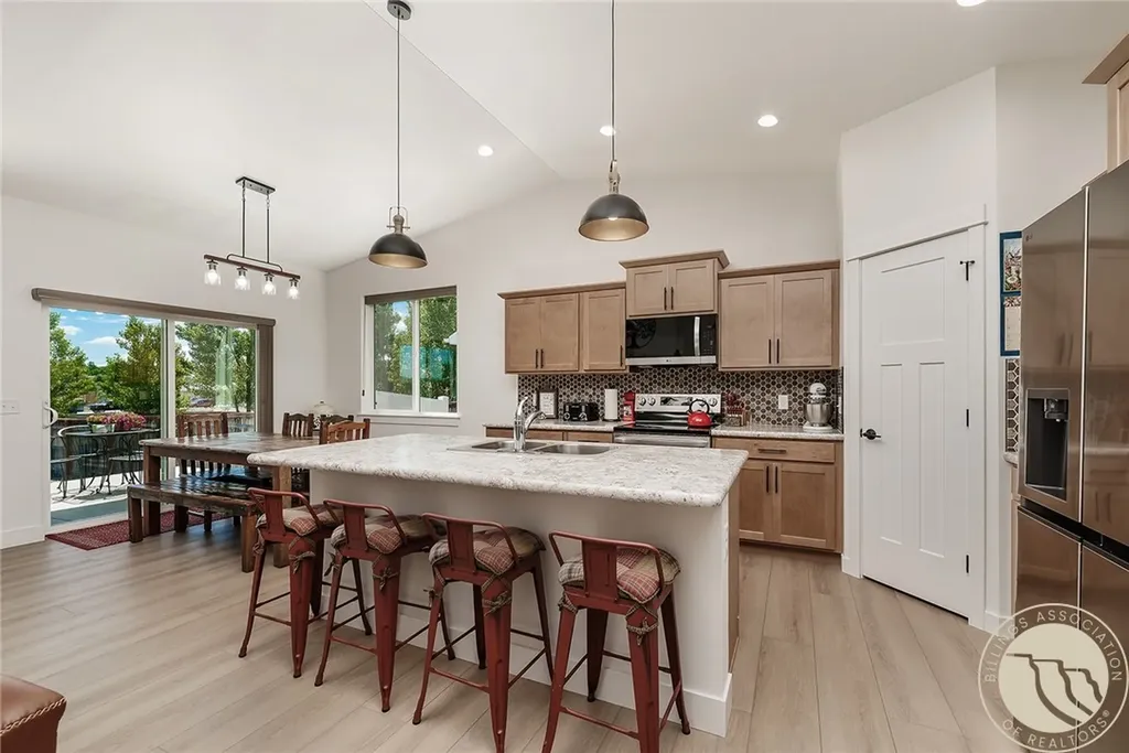 2507 Lake Heights Drive Billings MT 59105