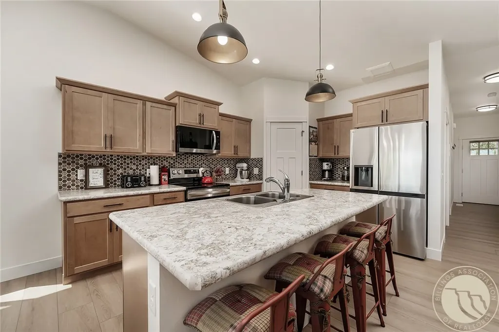 2507 Lake Heights Drive Billings MT 59105