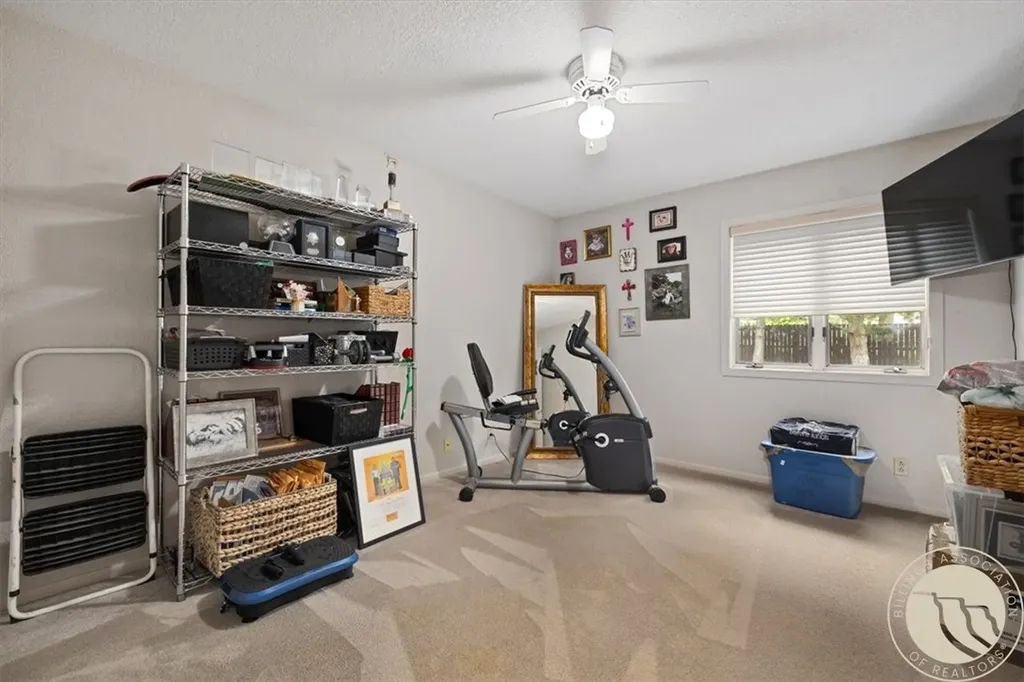 3043 Lloyd Mangrum Lane Billings MT 59106