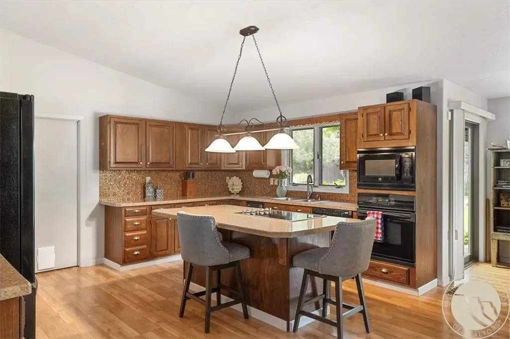 3043 Lloyd Mangrum Lane Billings MT 59106