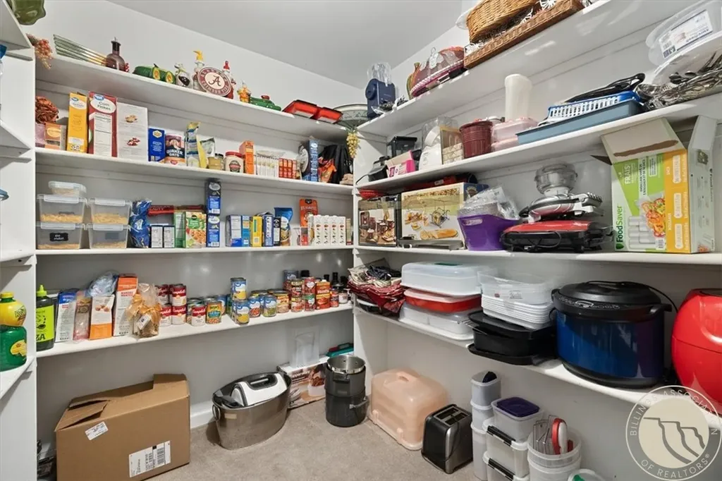3043 Lloyd Mangrum Lane Billings MT 59106