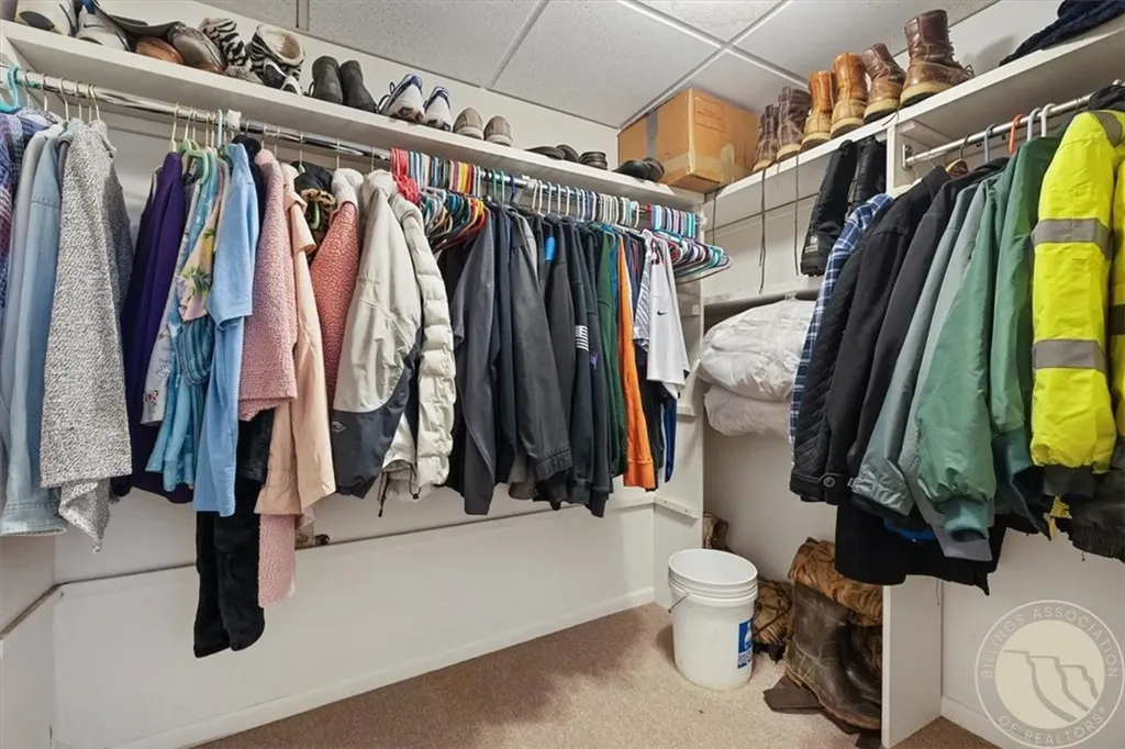 3043 Lloyd Mangrum Lane Billings MT 59106