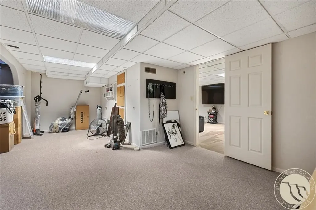 3043 Lloyd Mangrum Lane Billings MT 59106