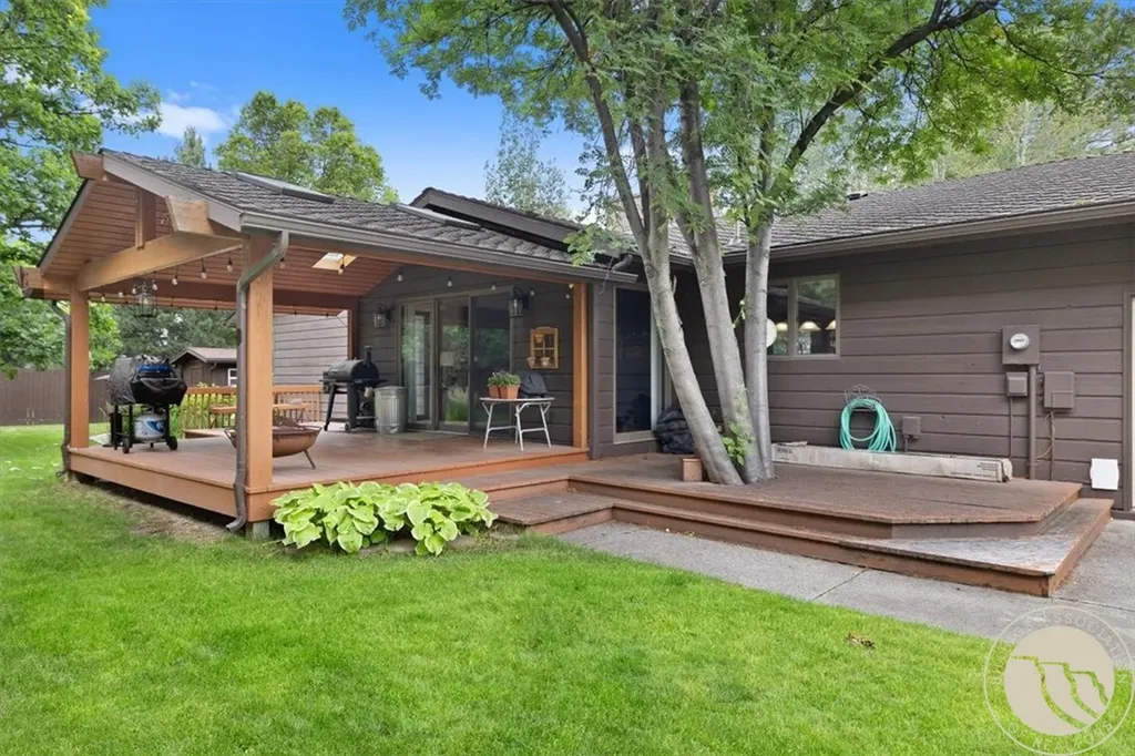 3043 Lloyd Mangrum Lane Billings MT 59106