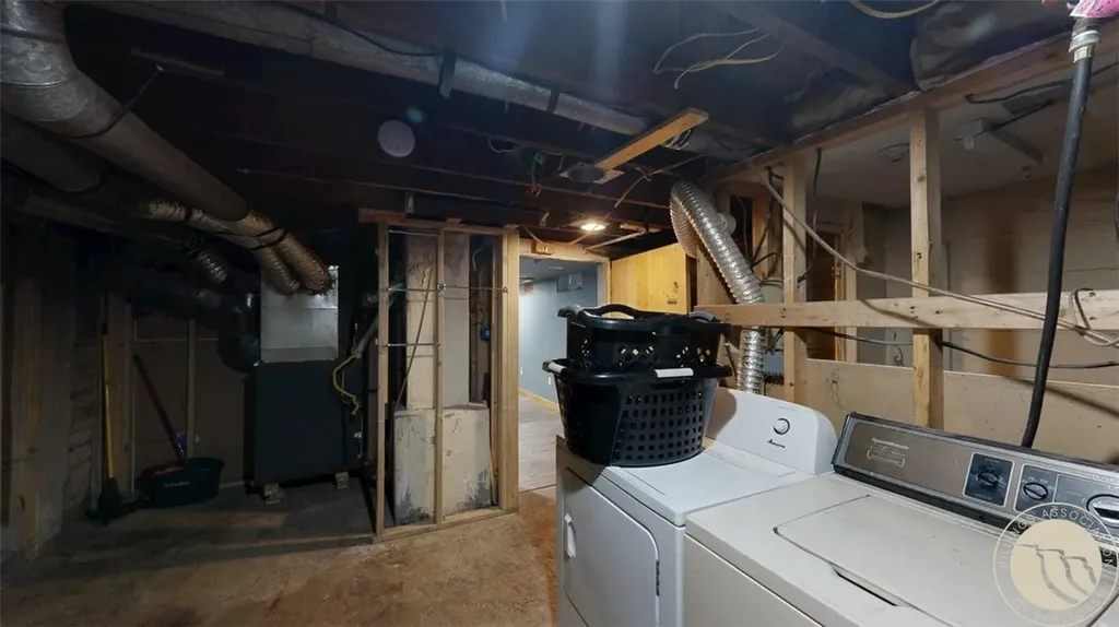 305 W 1st Street Roundup MT 59072