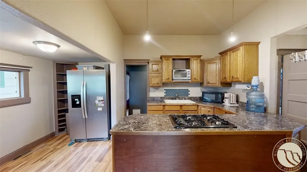 305 W 1st Street Roundup MT 59072