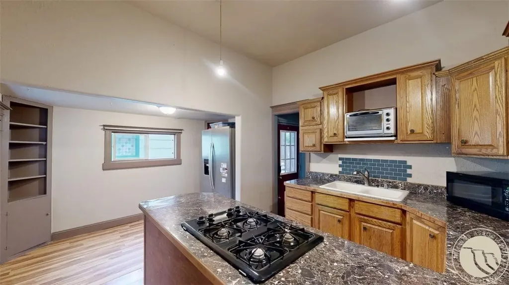305 W 1st Street Roundup MT 59072