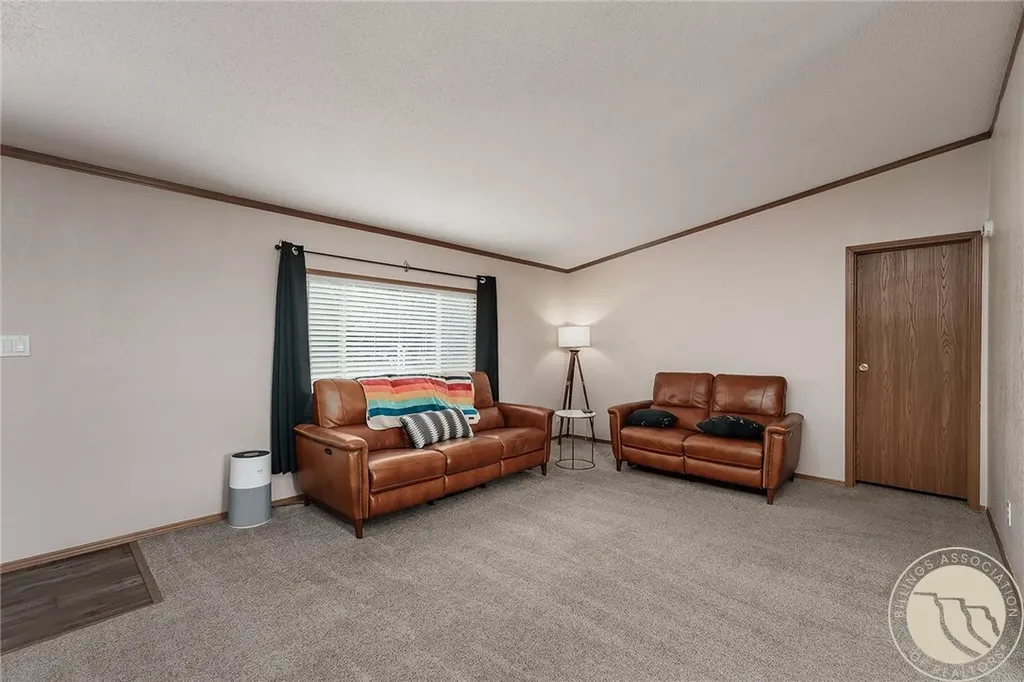 2930 Shale Rock Drive Shepherd MT 59079