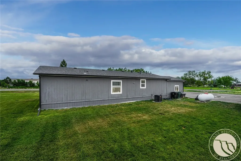 2930 Shale Rock Drive Shepherd MT 59079