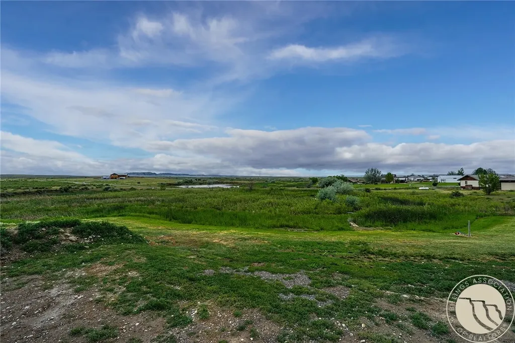 2930 Shale Rock Drive Shepherd MT 59079