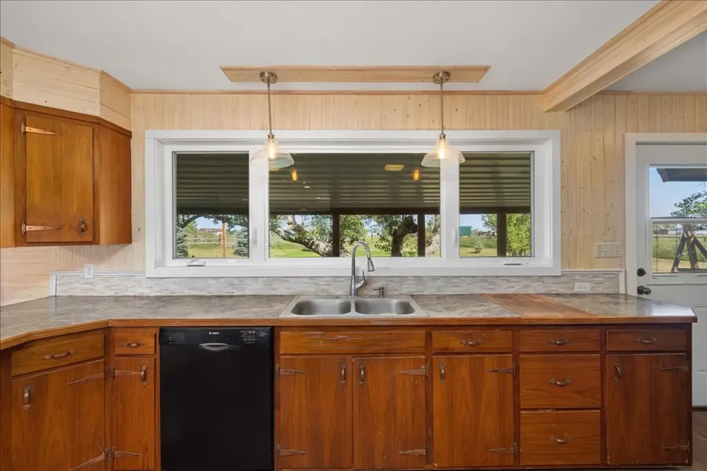 7328 Us Highway 312 Billings MT 59105