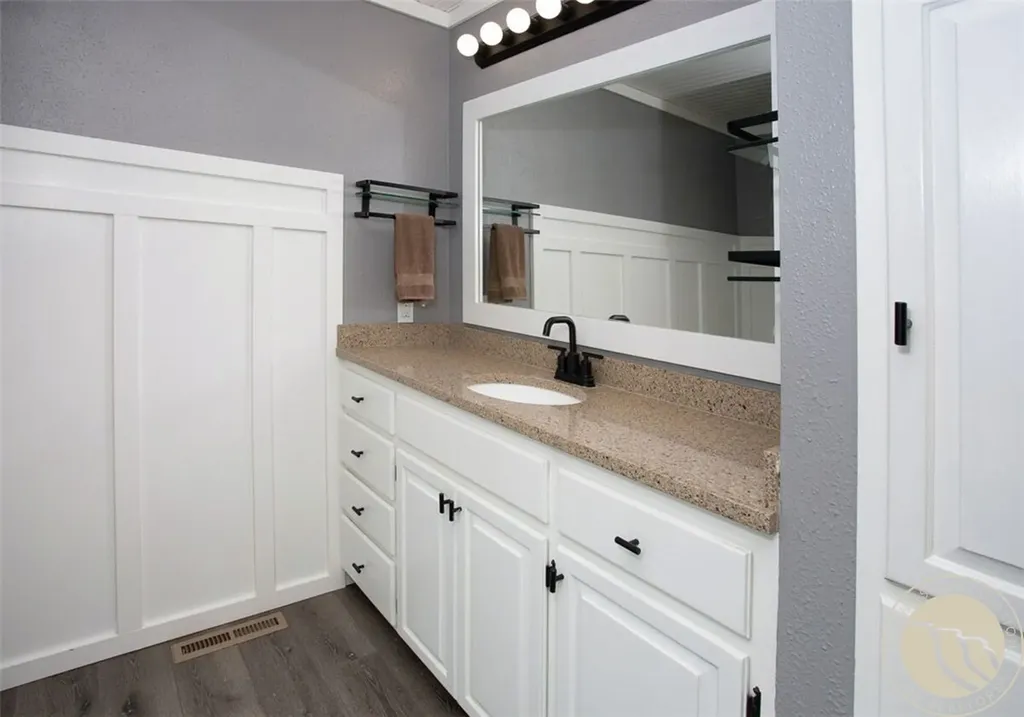 146 Minecha Avenue Huntley MT 59037