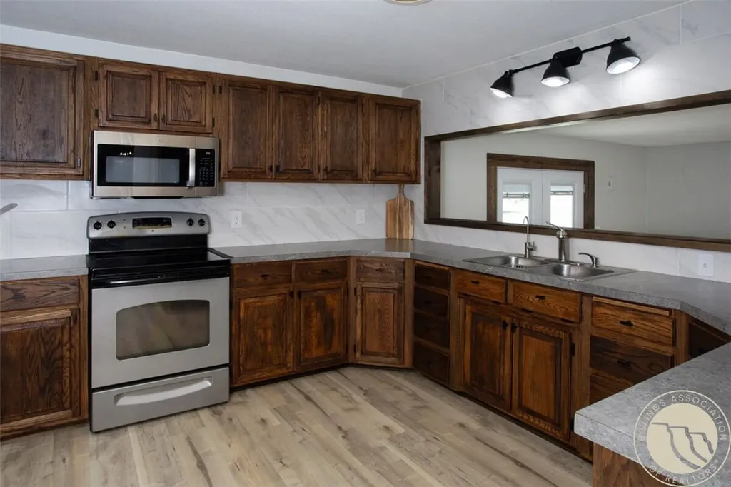 146 Minecha Avenue Huntley MT 59037