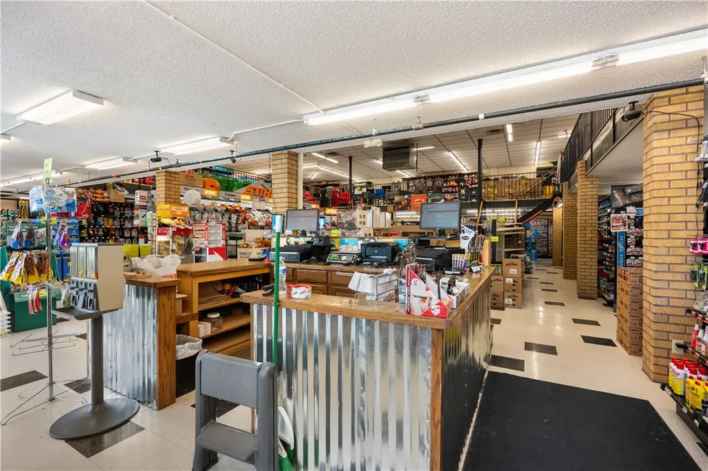 906 Broadwater Avenue Billings MT 59101