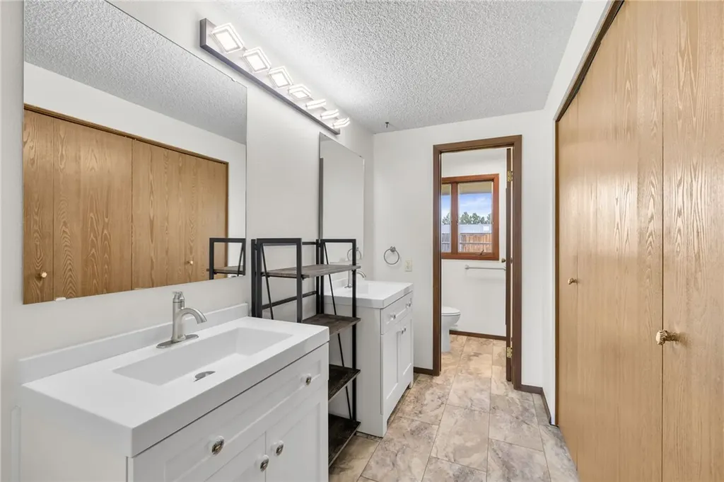 14 Teini Road Roberts MT 59070