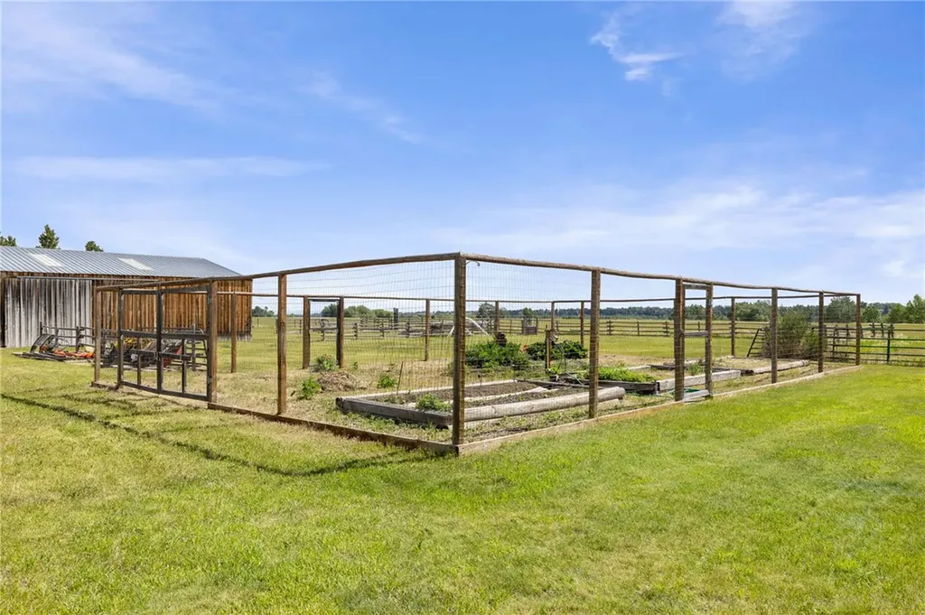 14 Teini Road Roberts MT 59070