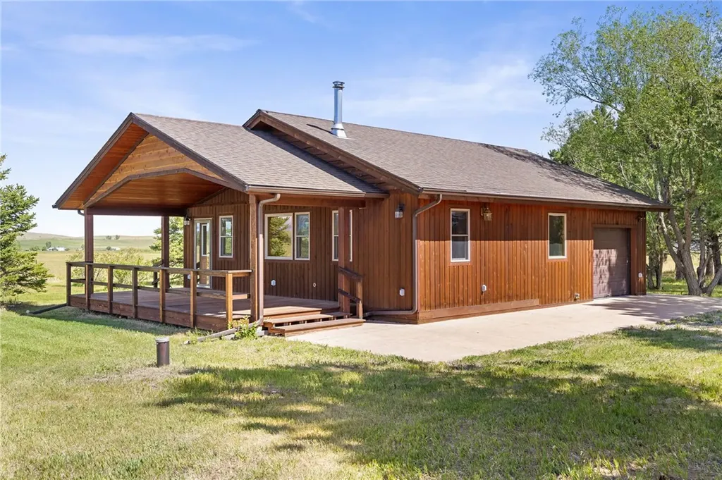 14 Teini Road Roberts MT 59070