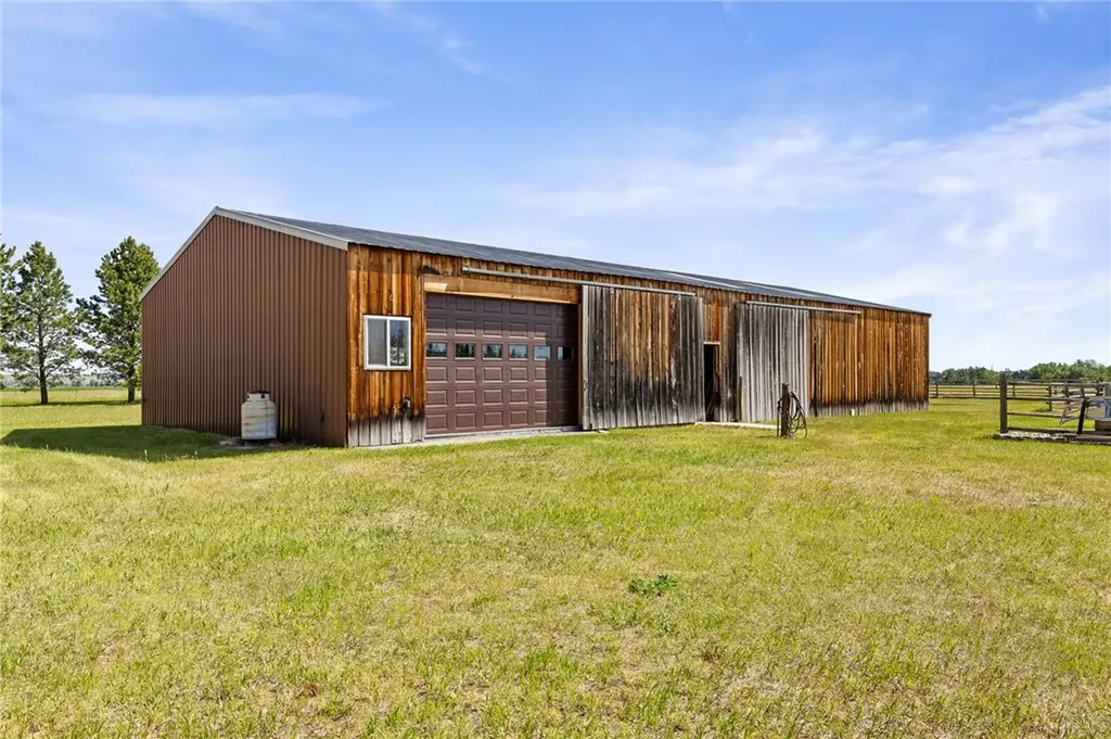 14 Teini Road Roberts MT 59070