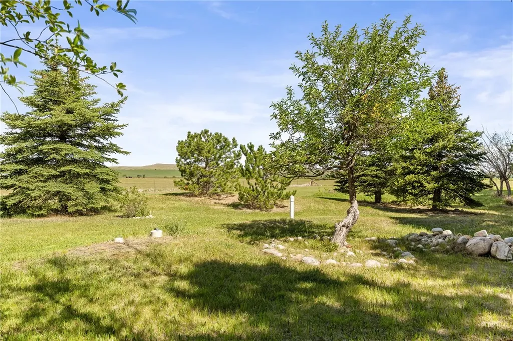 14 Teini Road Roberts MT 59070