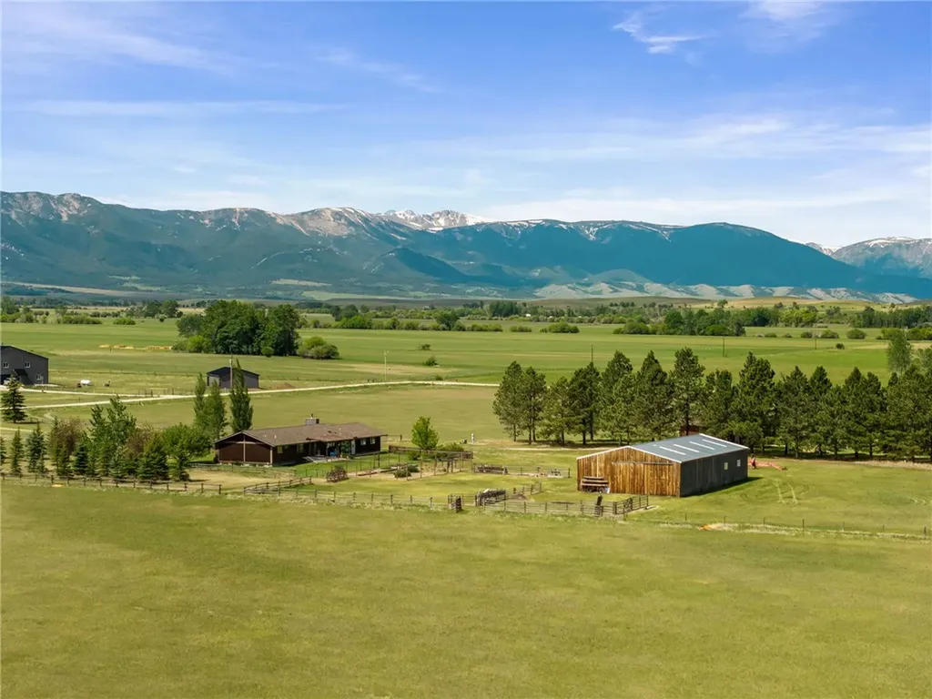 14 Teini Road Roberts MT 59070