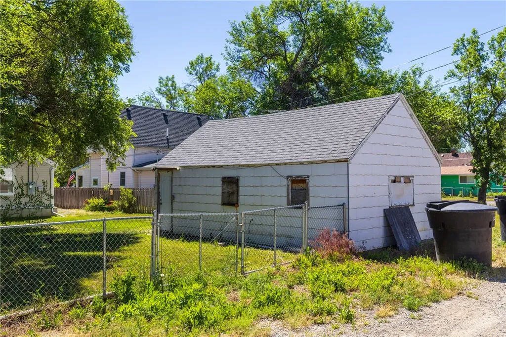 506 Date Avenue Laurel MT 59044