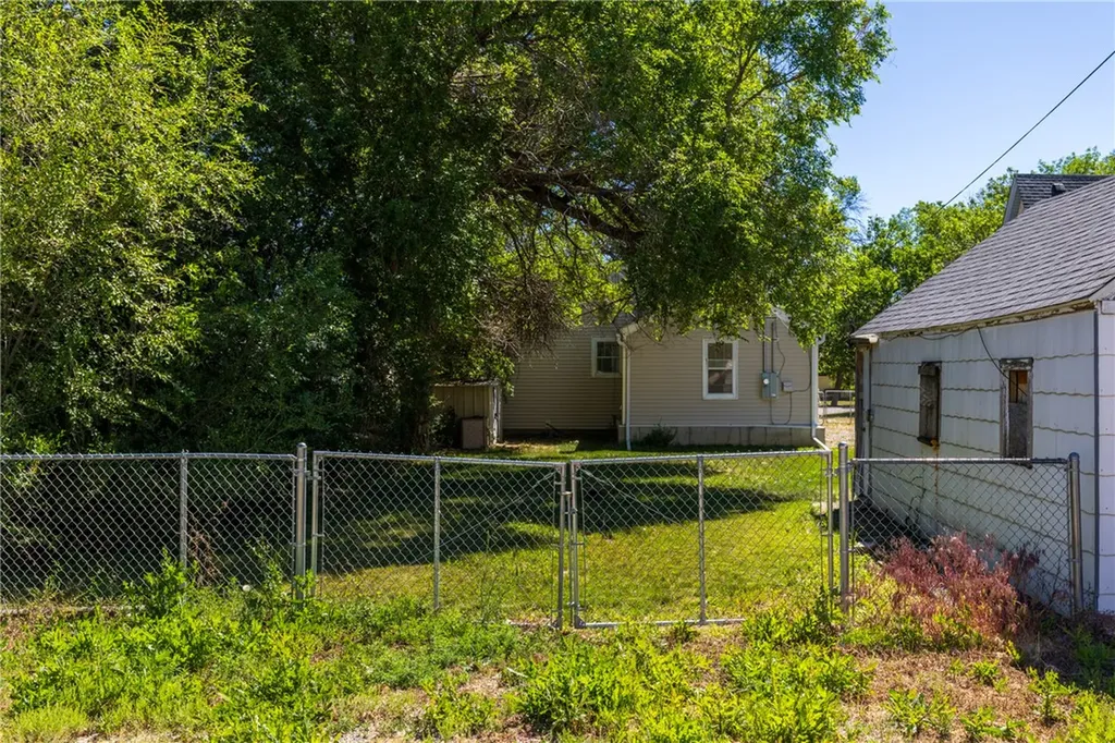 506 Date Avenue Laurel MT 59044