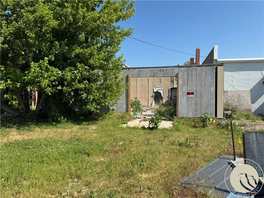 106 W River Street Fromberg MT 59029