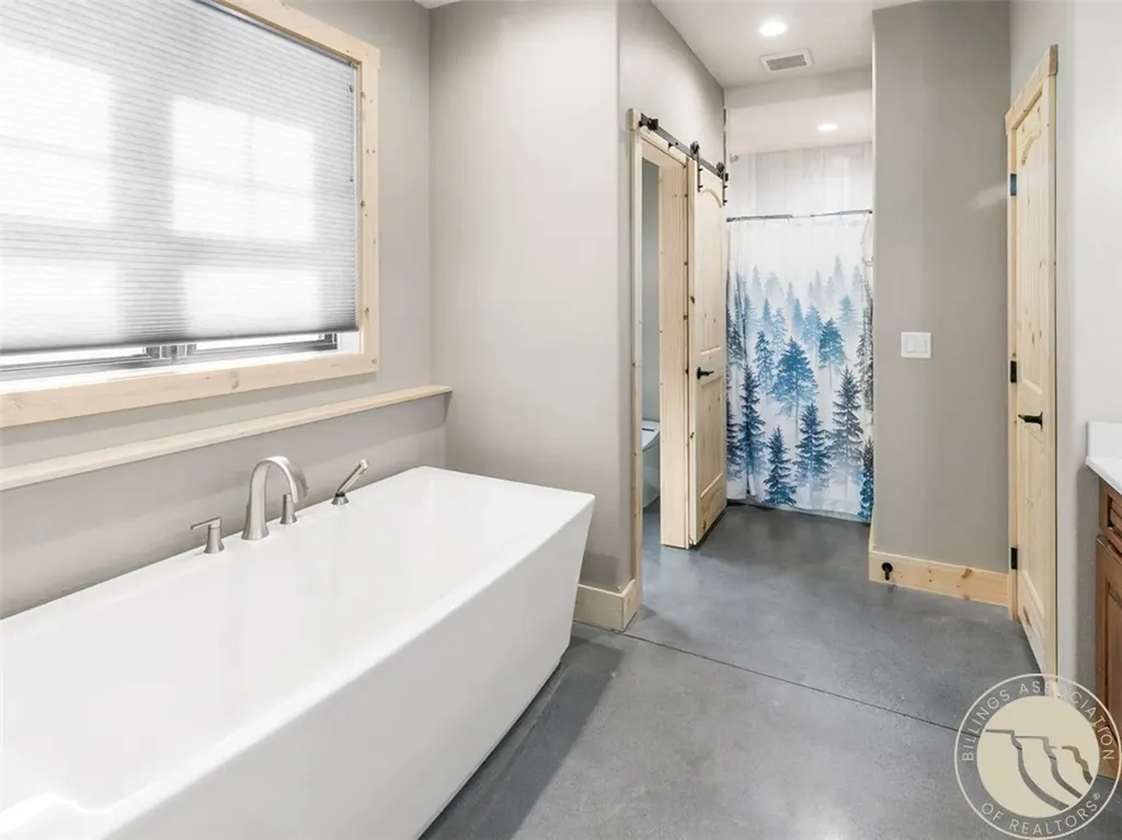 29 Lower Hawk Valley Road Columbus MT 59019