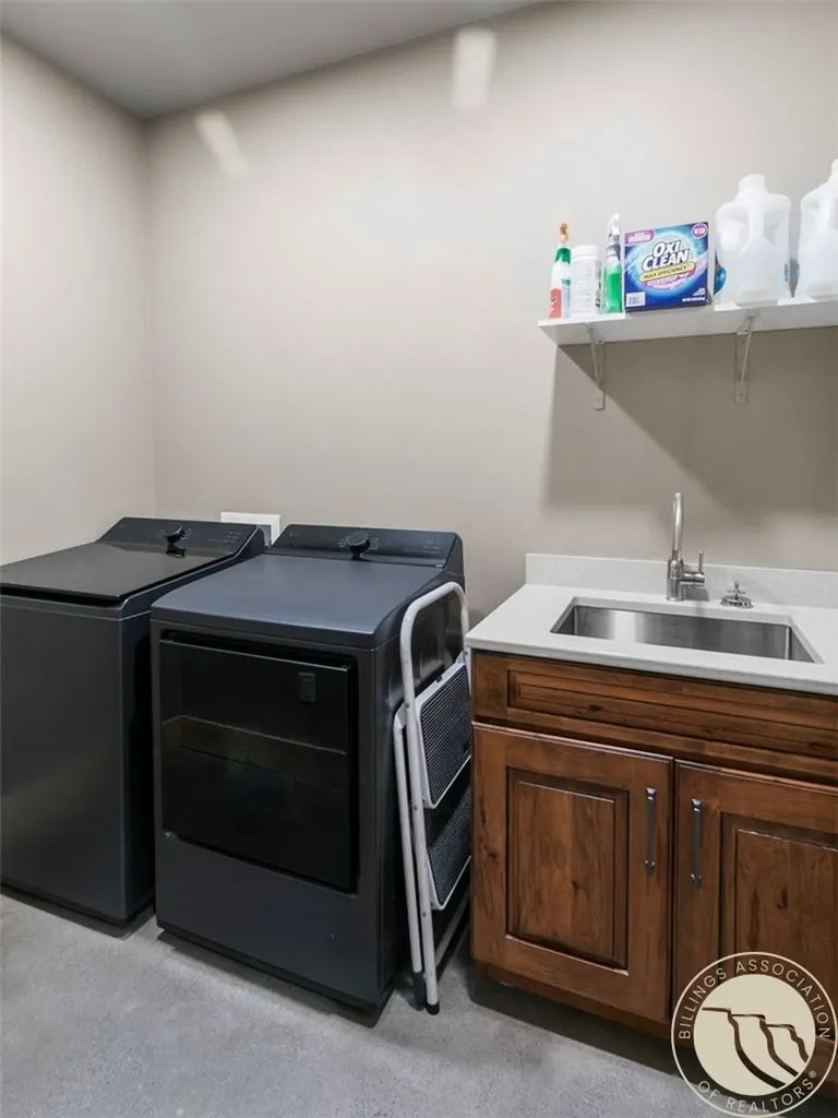 29 Lower Hawk Valley Road Columbus MT 59019