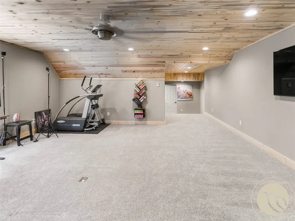 29 Lower Hawk Valley Road Columbus MT 59019