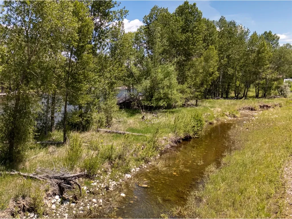 29 Lower Hawk Valley Road Columbus MT 59019