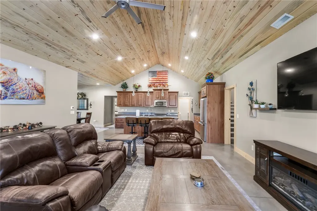 29 Lower Hawk Valley Road Columbus MT 59019
