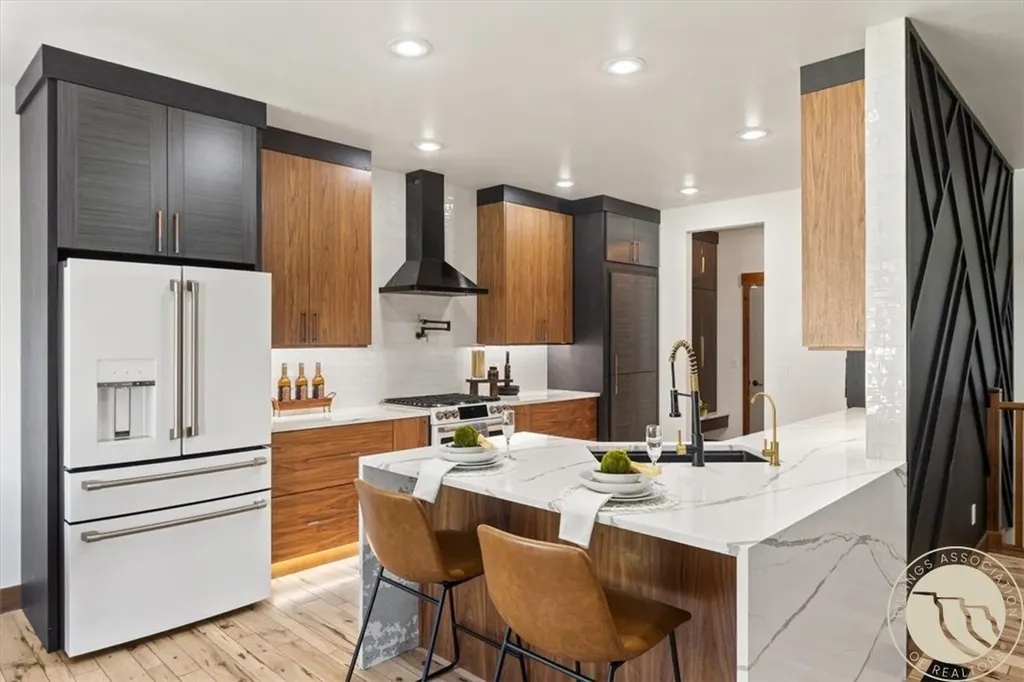 5345 Mule Deer Court Billings MT 59106