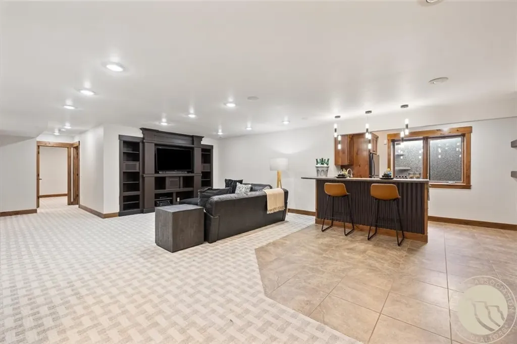 5345 Mule Deer Court Billings MT 59106