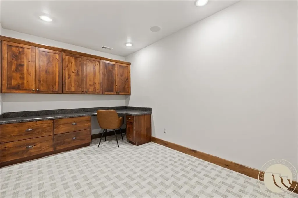 5345 Mule Deer Court Billings MT 59106
