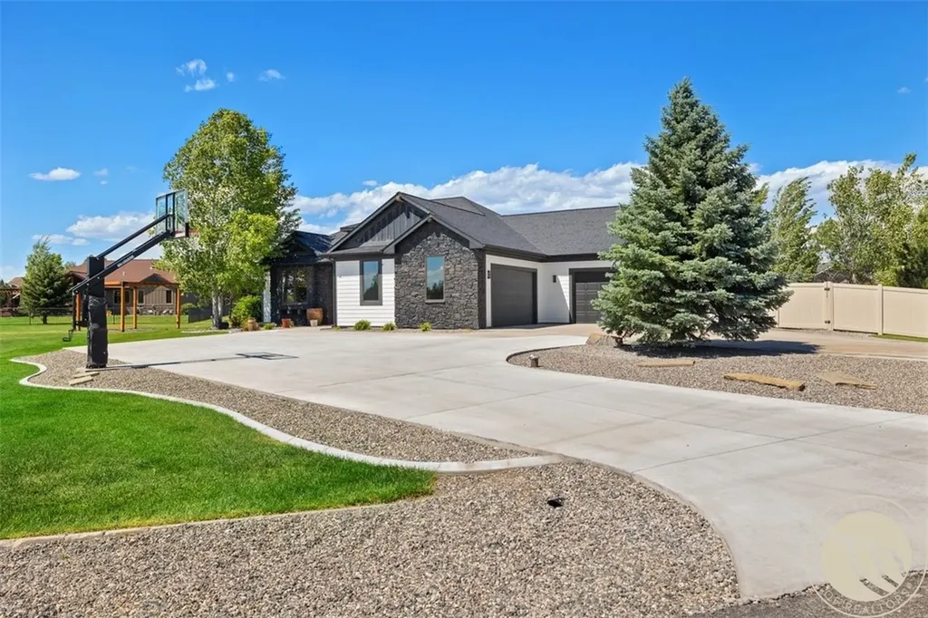 5345 Mule Deer Court Billings MT 59106