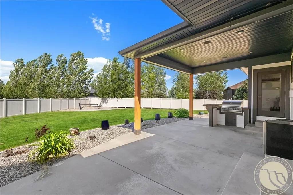 5345 Mule Deer Court Billings MT 59106