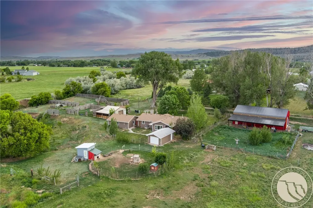 24 S Swan Lane Fromberg MT 59029
