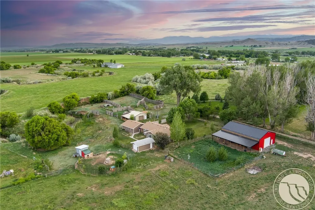 24 S Swan Lane Fromberg MT 59029